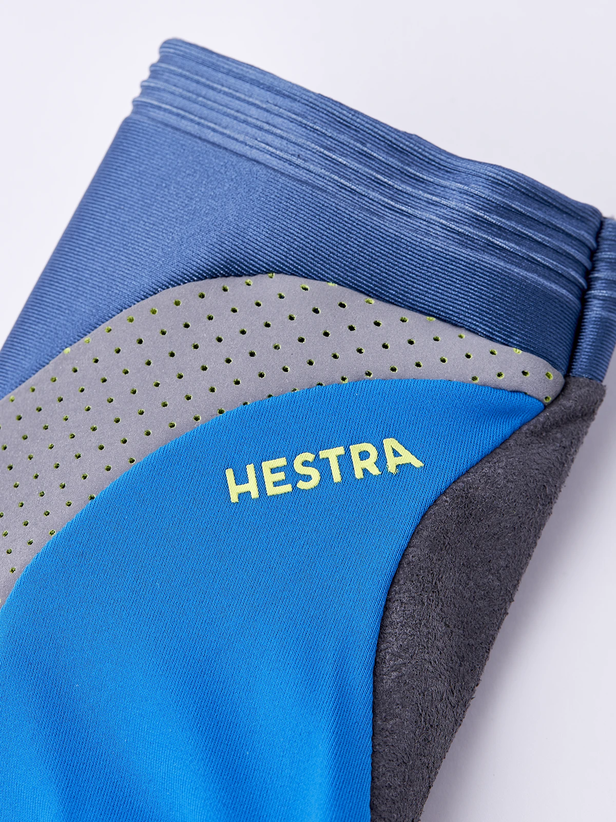 Hestra Apex Reflective Short 5-finger - Image 2