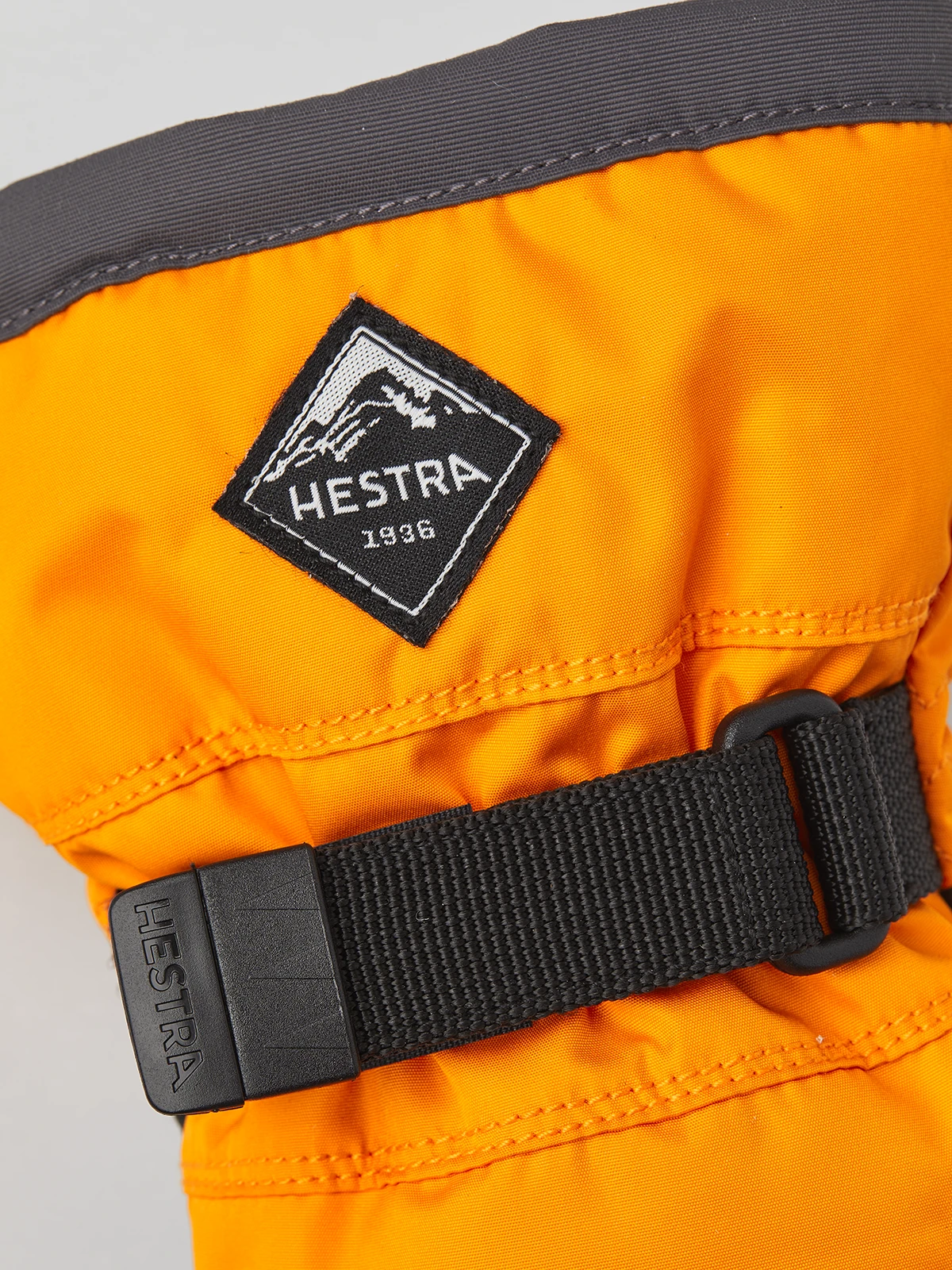 Hestra Gauntlet CZone Jr. Mitt - Image 4