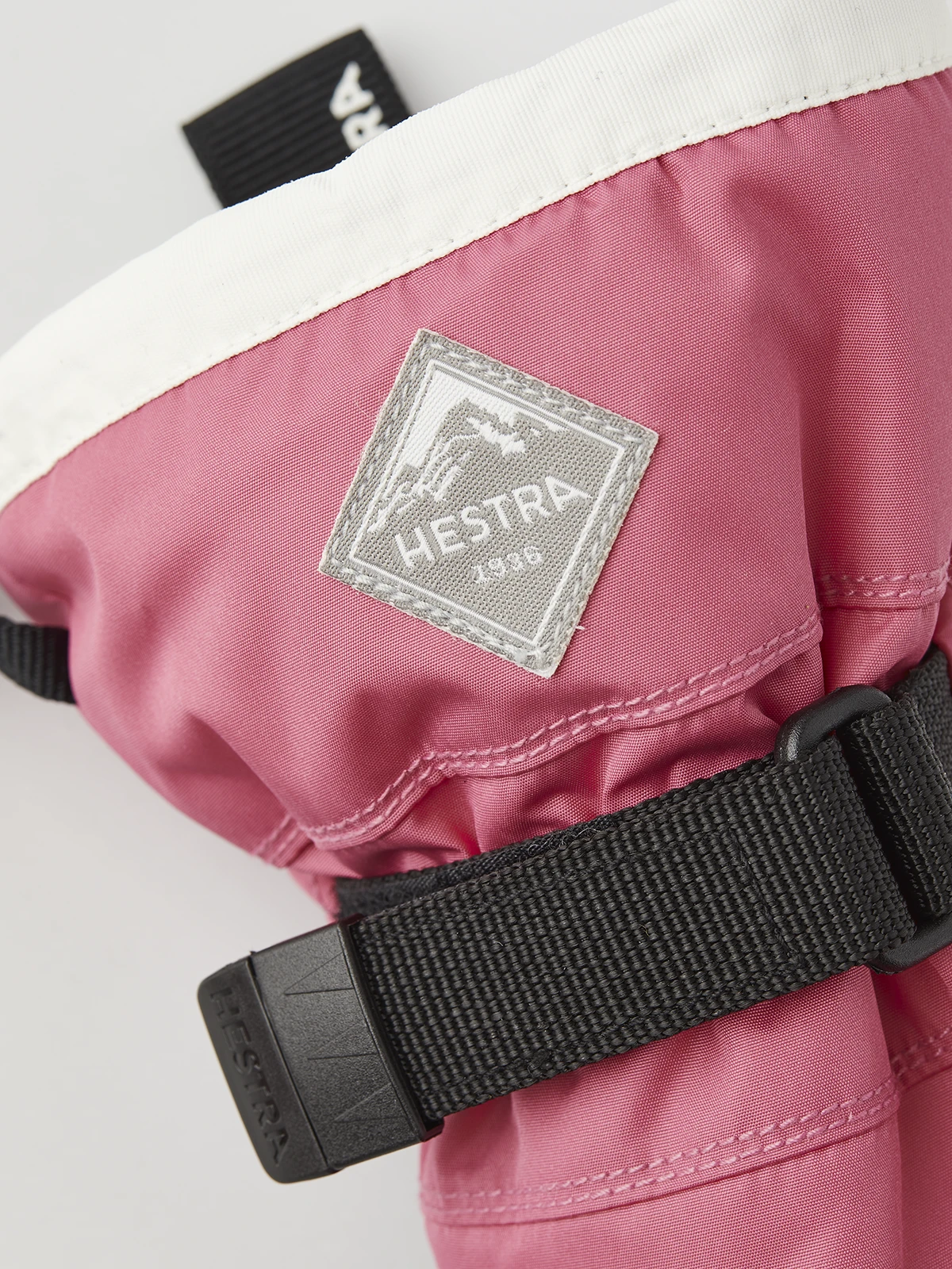Hestra Gauntlet CZone Jr. Mitt - Fuchsia & Ivory - Image 3